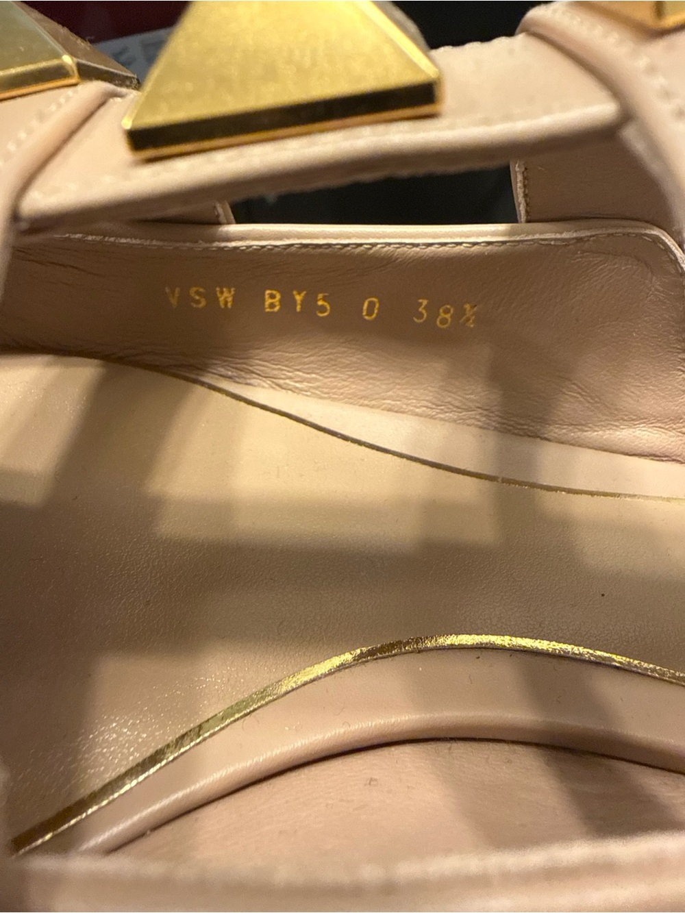Valentino
Roman Stud Leather Ankle Strap Flat 38.5 - Picture 8 of 8